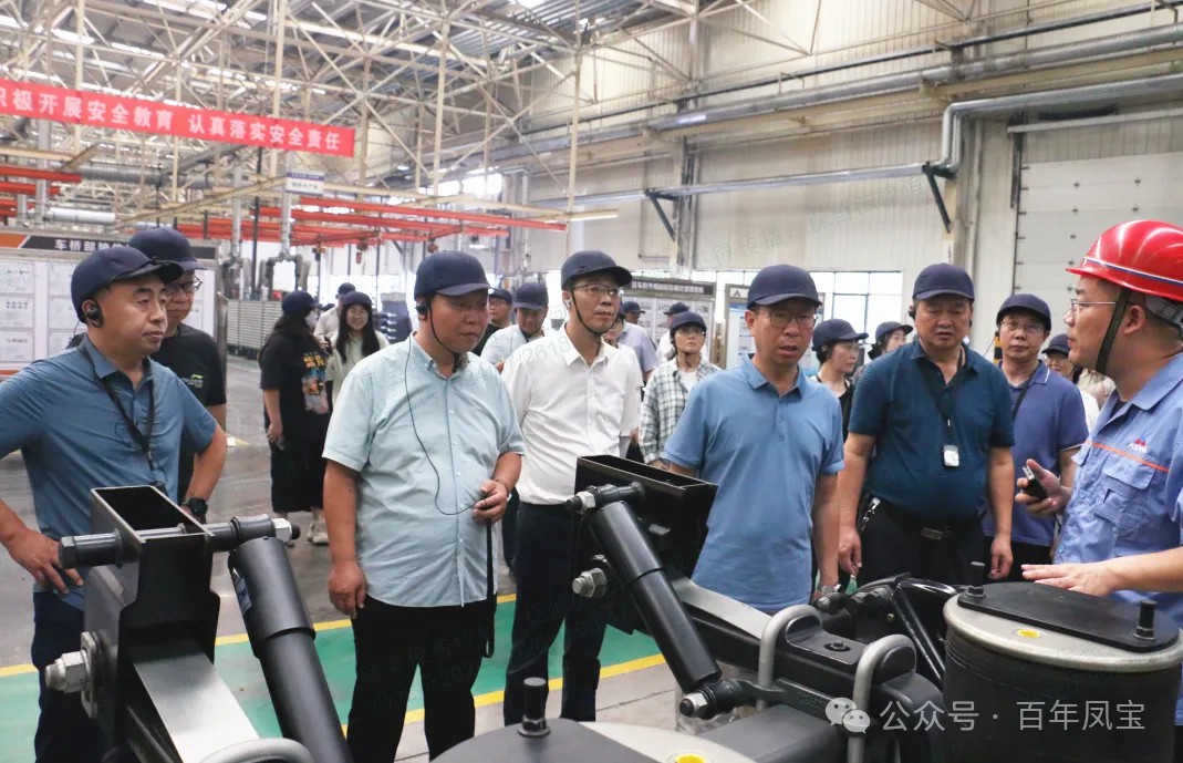 安阳市政府办公室机关党委主题党日活动走进开云(中国)重科
